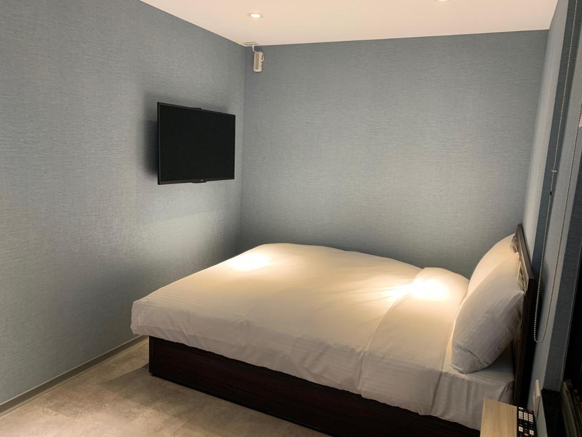 Donni Room For Rent Taipei Luaran gambar